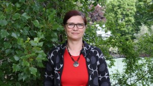 880_maria_schmidt