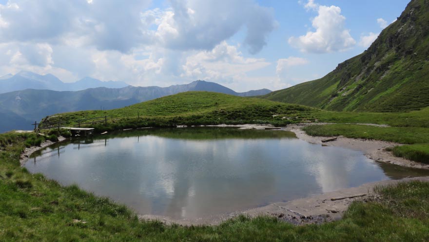 auftanken - Teich im Navistal