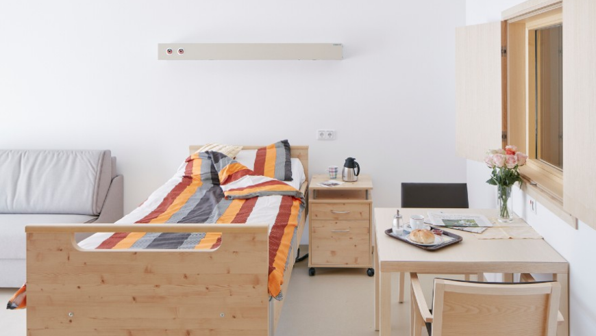 Ein Zimmer auf der Hospiz- und Palliativstation