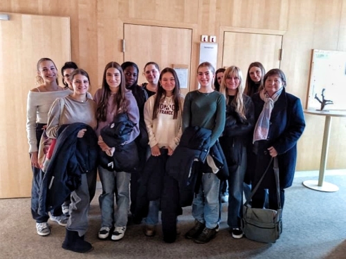 Schüler*innen im Hospizhaus