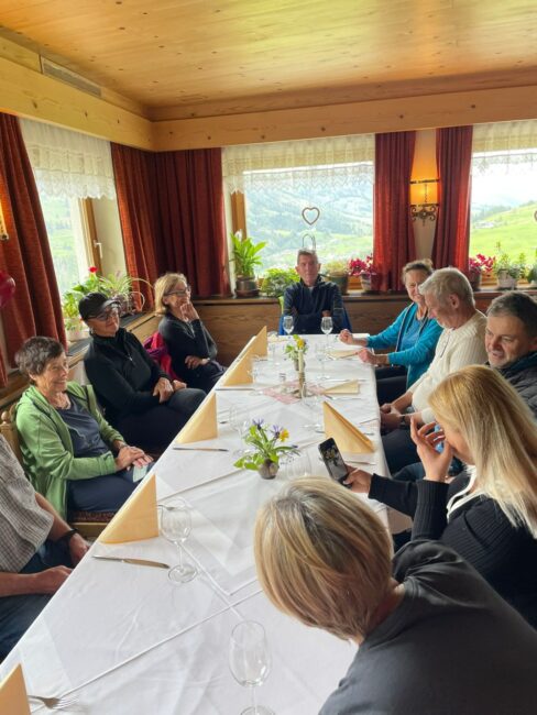 Beim gemütlichen Beisamen Sein