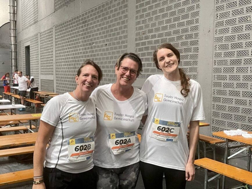 3 Teilnehmerinnen vom Hospiz beim Firmenlauf