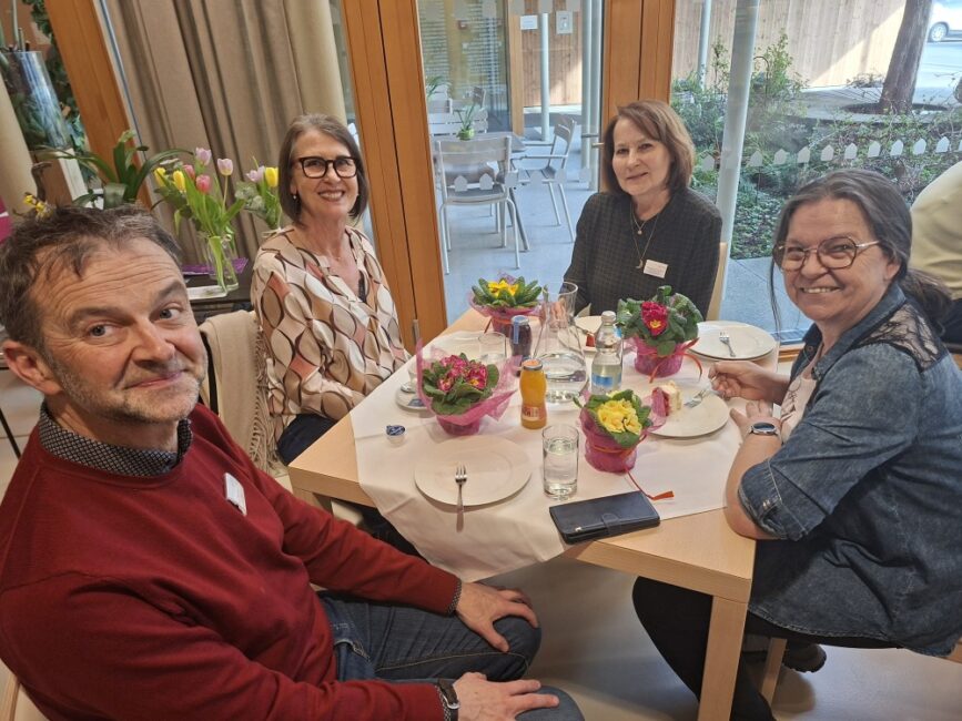 Die Ehrenamtlichen beim Nachmittag