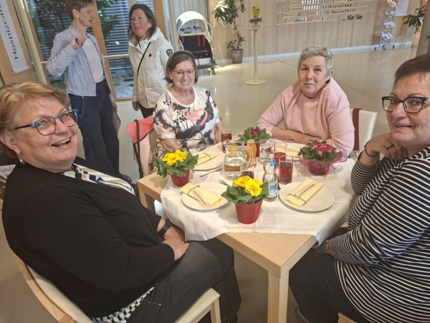 Die Ehrenamtlichen beim Nachmittag