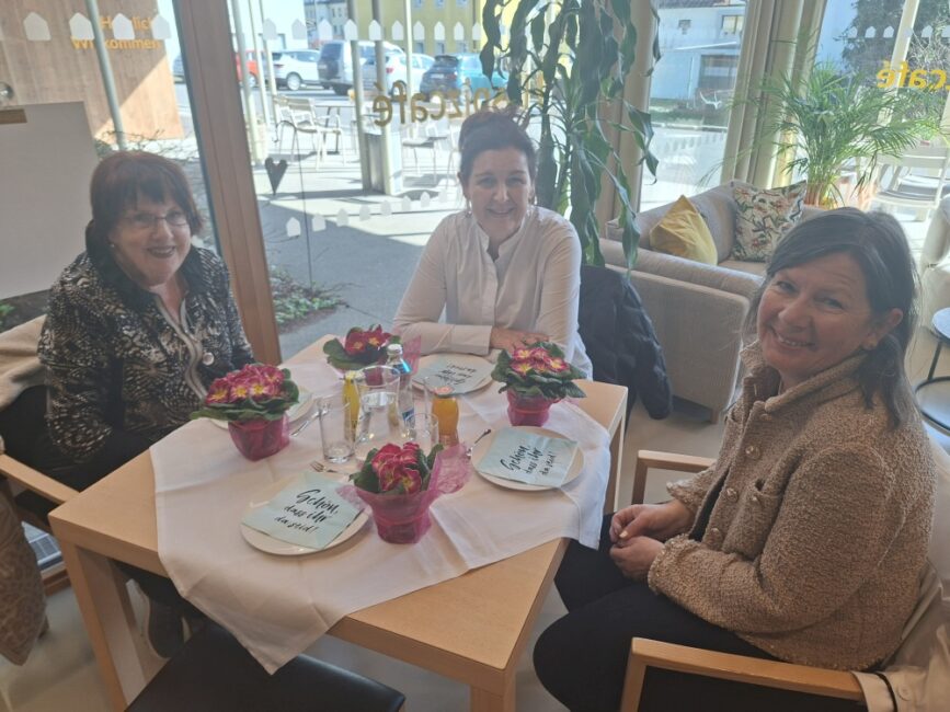 Die Ehrenamtlichen beim Nachmittag