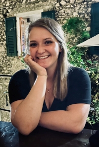 Carina Schoner im Portrait