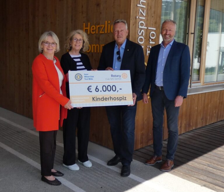 Präsidentin Angelika Wolf (Inner Wheel Club Tirol Mitte), Vorsitzende Marina Baldauf, Präsident Hans Ölhafen (Rotary Club Tels-Seefel) und Geschäftsführer Werner Mühlböck
