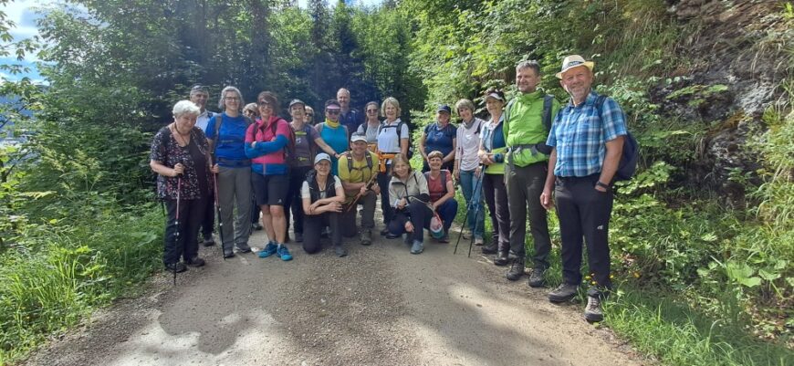 Die Teilnehmer*innen am Pilgern am Achensee