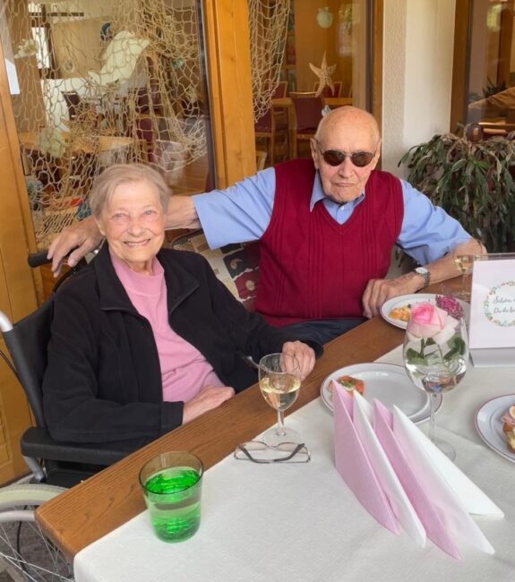 Annemarie Palier mit ihrem Gatten