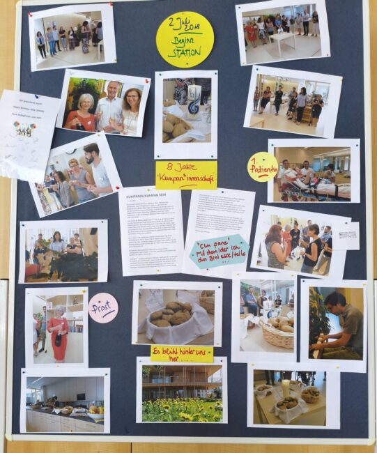 Ein Flipchart mit vielen Fotos als Erinnerung an 8 Jahre Hospizstation im Hospizhaus